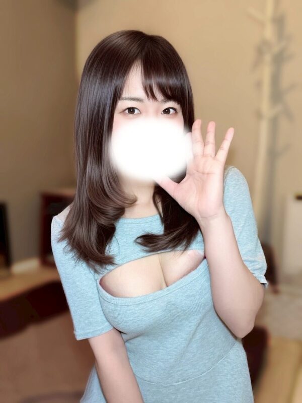 桜井　みゆ